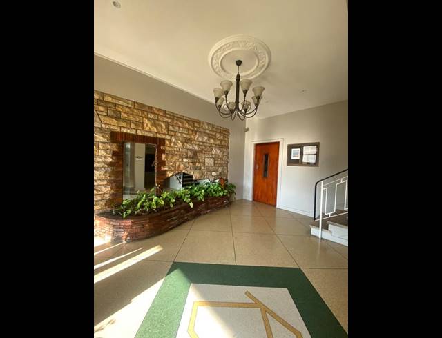 1 BEDROOM PROPERTY TO RENT IN SEA POINT